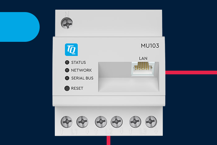 Produktbild MU103 von TQ-Automation mit blauem Hintergrund und rotem Streifen